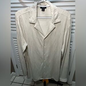 Boohoo Man Off White Short Sleeve Shirt size medium